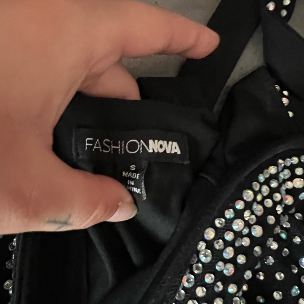 Fashion Nova V-Cut Dress
